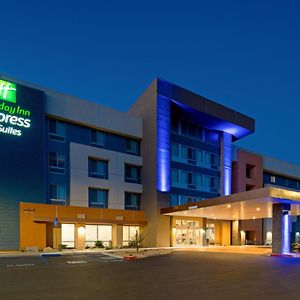 Holiday Inn Express & Suites Palm Desert - Millennium, An Ihg Hotel Exterior photo