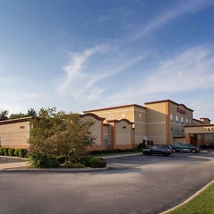 Ramada By Wyndham Glendale Heights/Lombard Hotell Exterior photo