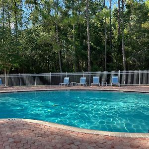Upscale: Pool W/King Bed, Long Stay By Tampa Palms Exterior photo