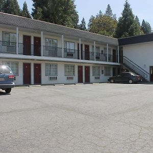 Stagecoach Motel Grass Valley Exterior photo