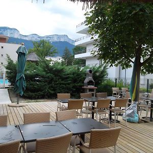 Comfort Hotel Grenoble Saint Egreve Exterior photo