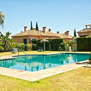 The Fairway Vista, Your Luxury Retreat With A Quiet Pool Pueblo Nuevo de Guadiaro Exterior photo