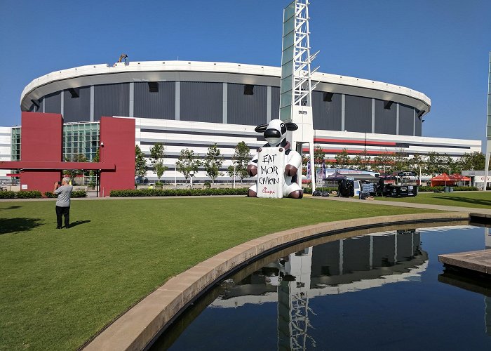 Mercedes-Benz Stadium photo