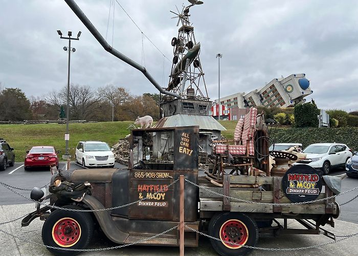 Hatfield & McCoy Dinner Show photo