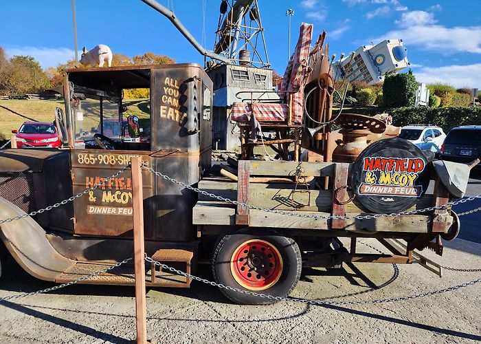 Hatfield & McCoy Dinner Show photo