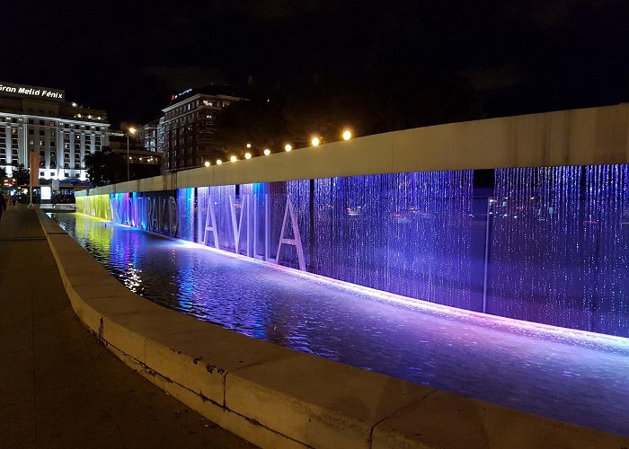 Plaza de Colón photo