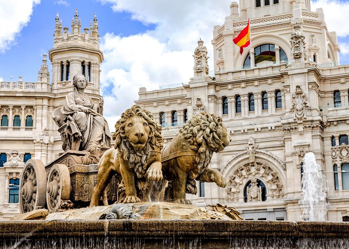 Plaza de Cibeles Plaza de Cibeles Tours - Book Now | Expedia photo