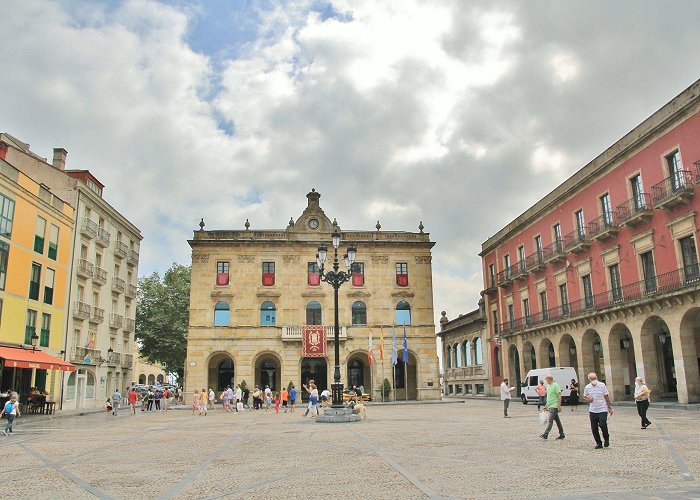 Plaza Mayor Gijon Foto: Plaza Mayor - Gijón | Landmarks, Travel, Building photo