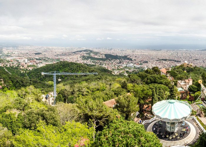 Parque de Atracciones Tibidabo Visita Parque de atracciones del Tibidabo en Sarrià-Sant Gervasi ... photo