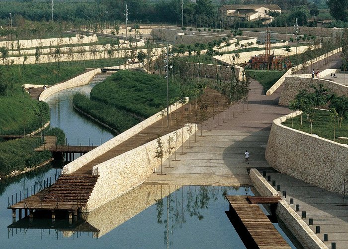 Cabecera Park Cabecera Park, Valencia - Eduardo de Miguel Vicente Corell Farinós ... photo