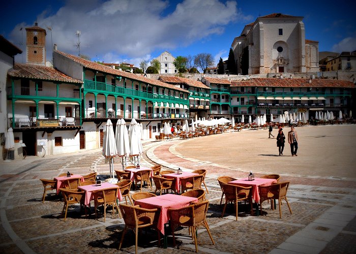 Plaza Mayor Chinchon Plaza mayor de Chinchon in Chinchón: 32 reviews and 134 photos photo