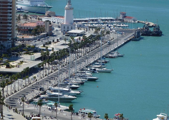 Muelle 1 Rent a car Patry - Rent a Car Málaga photo