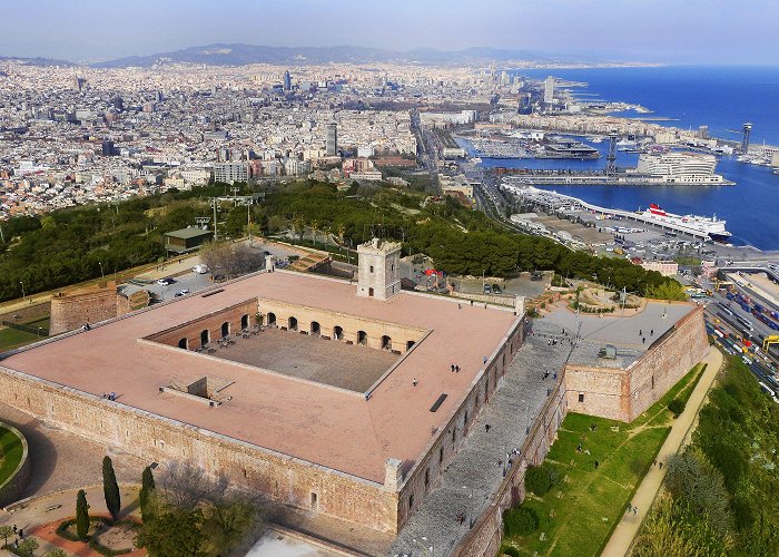 Montjuic Castle Montjuïc Castle Boasts Magnificent Views of Barcelona – Holly ... photo