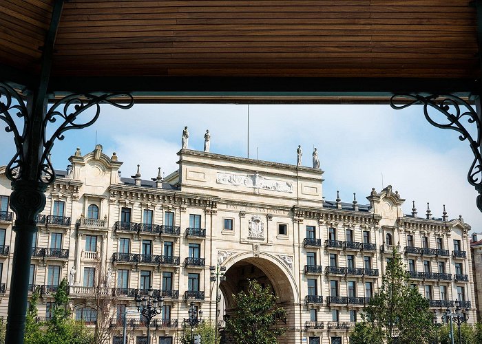 Plaza Pombo Edificio Banco de Santander in Santander: 9 reviews and 26 photos photo