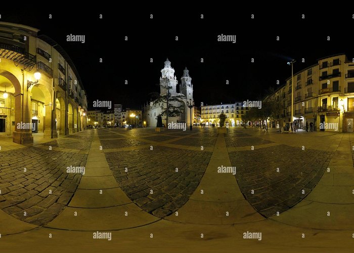 Sta. Mª de La Redonda Procathedral Cathedral santa maria la redonda logrono hi-res stock photography ... photo