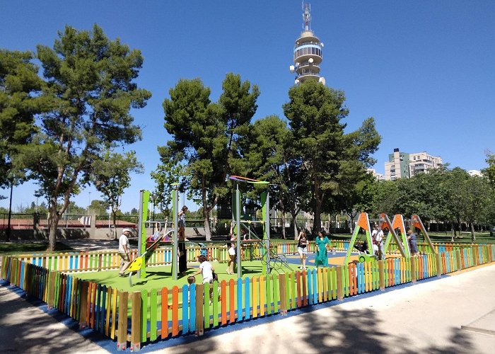 Aiguera Park Several playgrounds in Zaragoza have been Installed and renovated photo