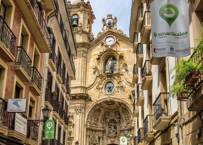 Calle Mayor Church of Santa Maria | Basque Country Tourism photo