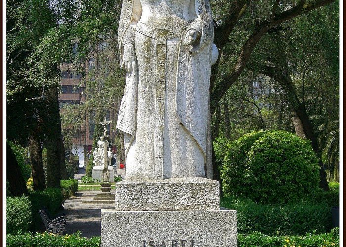 Parque de Isabel la Catolica Parque Isabel la Católica | Catolico, Historia de españa, Parques photo