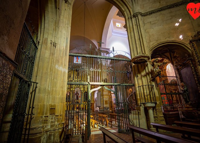 Iglesia Nuestra Señora de Granada Llerena, tesoro barroco photo