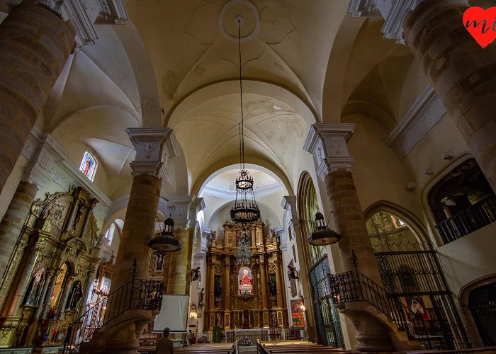 Iglesia Nuestra Señora de Granada Llerena, tesoro barroco photo