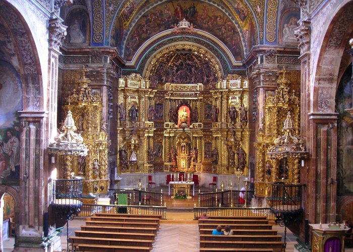 Parroquia Santa Maria Iglesia de Santa María, Los Arcos #Navarra #CaminodeSantiago ... photo