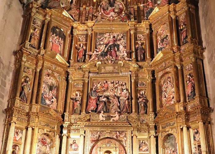 Parroquia Santa Maria Retablo mayor de la basílica de Santa María en Arcos de la ... photo