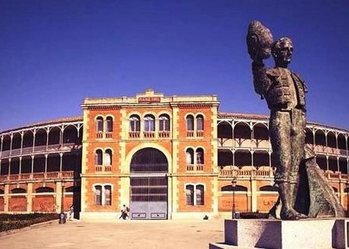 Plaza de toros La Glorieta Salamanca: una feria con toros locales, doblete de Morante y figuras photo