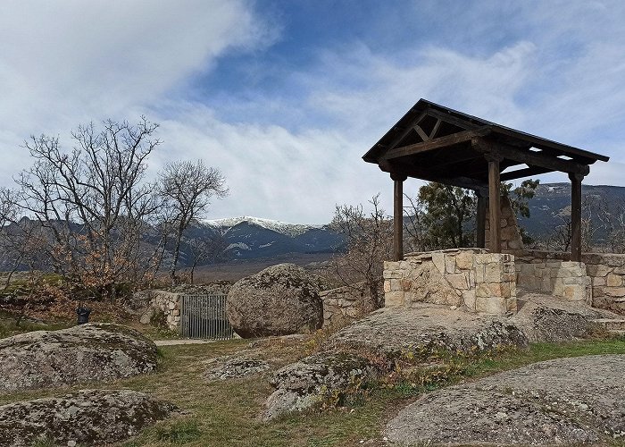 Ermita de Nuestra Señora del Rosario Rutas por la sierra madrileña: de la ermita de San Blas a la ... photo