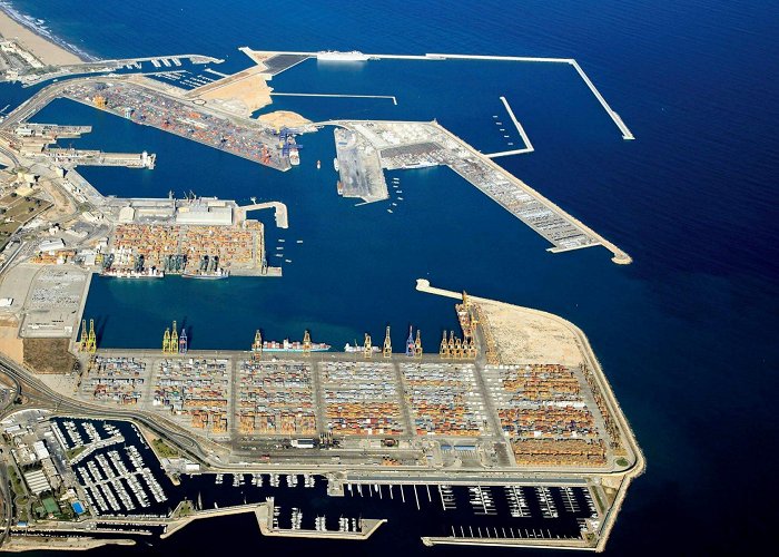 Maritime Authority Valencia to build the most 'environmentally advanced' terminal in ... photo