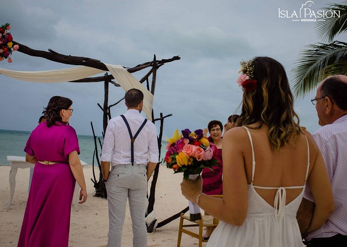 Isla Pasion Weddings Isla Pasion – Blue Venado Weddings photo