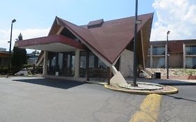 Days Inn By Wyndham Colorado Springs/Garden Of The Gods Exterior photo