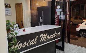 Hostal Moncloa Hotell Madrid Exterior photo