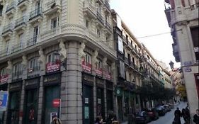 Hostal Hispalense Hotell Madrid Exterior photo