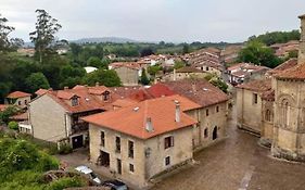 Hospedaje Octavio Hotell Santillana del Mar Exterior photo