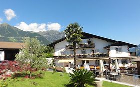 Garni Schneeburghof Hotell Tirol Exterior photo