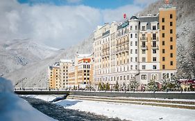 Azimut Hotel Freestyle Rosa Khutor Sotsji Exterior photo