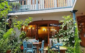 Dona Esther Otavalo Hotell Exterior photo