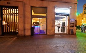 Hostal Mayerling Centro Hotell Barcelona Exterior photo