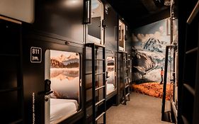 Capsule Hotel - Alpine Garden Zurich Airport Kloten Exterior photo