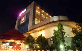 Banjarmasin International Hotell Exterior photo