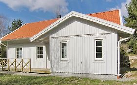 Beautiful Home In Fjllbacka With 4 Bedrooms And Sauna Fjällbacka Exterior photo