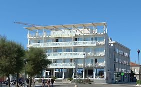 Hotel Cristallo Senigallia Exterior photo