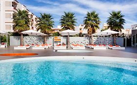 Ibiza Sun Apartments Platja d'en Bossa Exterior photo