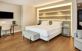 Nh Sants Barcelona Hotell Exterior photo