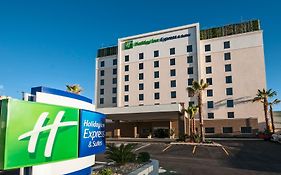 Holiday Inn Express & Suites Chihuahua Juventud, An Ihg Hotel Exterior photo