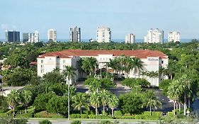 Hilton Naples Hotell Exterior photo