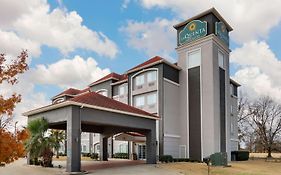 La Quinta By Wyndham Lindale Hotell Exterior photo