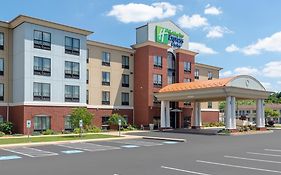 Holiday Inn Express & Suites - New Philadelphia Southwest, An Ihg Hotel Exterior photo