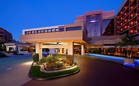 Hilton Orange County/Costa Mesa Hotell Exterior photo
