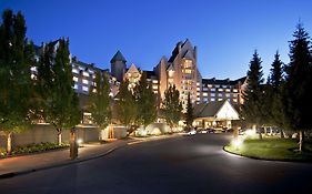 Fairmont Chateau Whistler Hotell Exterior photo